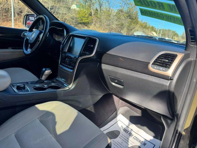 used 2016 Jeep Grand Cherokee car, priced at $12,995