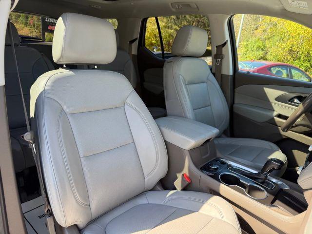 used 2019 Chevrolet Traverse car, priced at $24,295