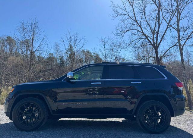 used 2021 Jeep Grand Cherokee car, priced at $23,950