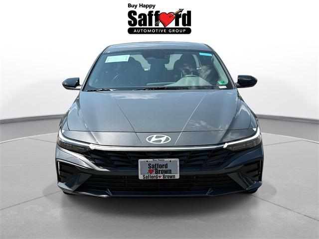 new 2025 Hyundai Elantra car, priced at $27,030