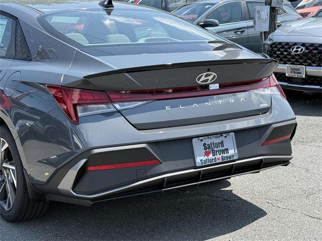 new 2025 Hyundai Elantra car, priced at $27,030