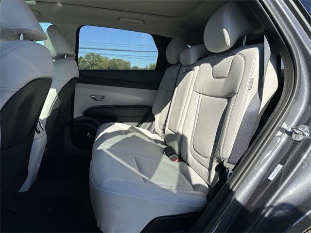 new 2025 Hyundai TUCSON Hybrid car, priced at $40,985