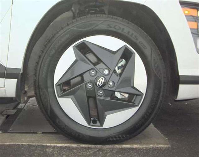 used 2025 Hyundai Kona EV car, priced at $27,500