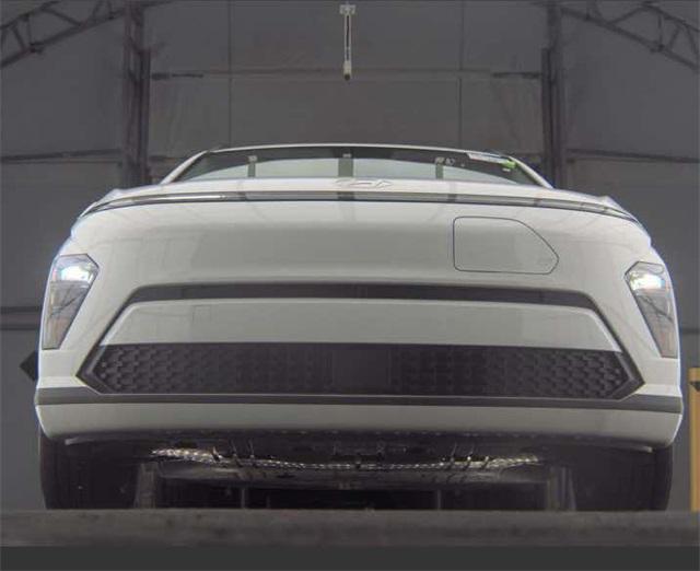 used 2025 Hyundai Kona EV car, priced at $27,500