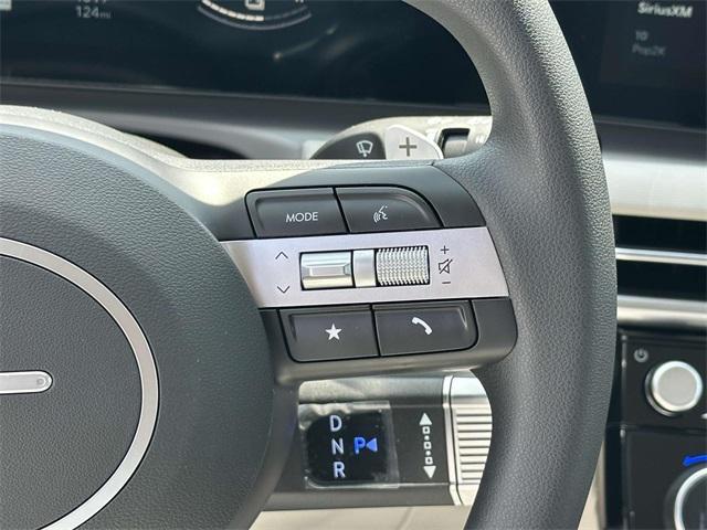 new 2025 Hyundai TUCSON Hybrid car, priced at $34,665