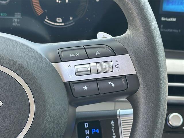 new 2025 Hyundai TUCSON Hybrid car, priced at $34,225