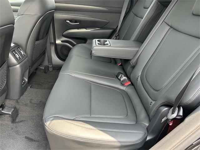 new 2025 Hyundai TUCSON Hybrid car, priced at $37,225