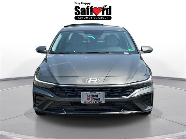 new 2025 Hyundai Elantra car, priced at $27,315