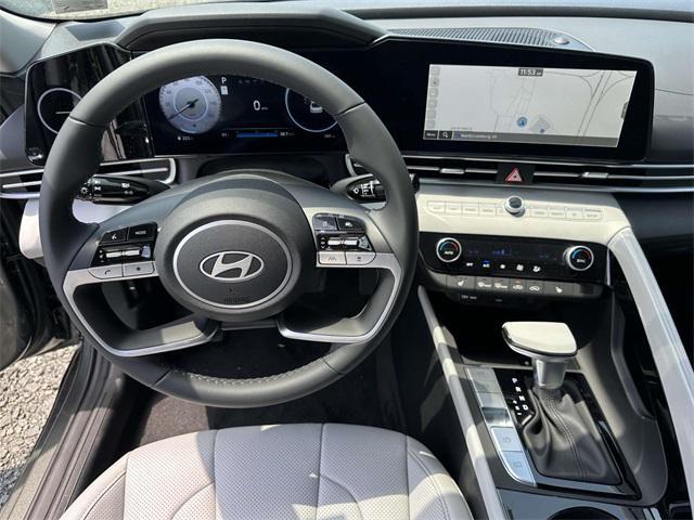 new 2025 Hyundai Elantra car, priced at $27,315