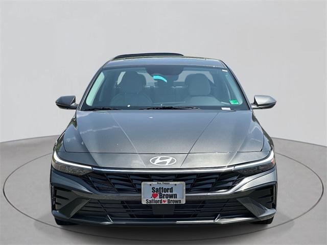 new 2025 Hyundai Elantra car, priced at $27,315