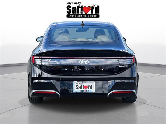 used 2025 Hyundai Sonata Hybrid car, priced at $30,600