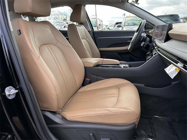 used 2025 Hyundai Sonata Hybrid car, priced at $30,600