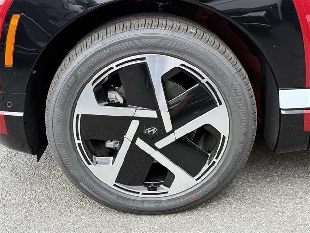 new 2026 Hyundai IONIQ 9 car, priced at $74,035