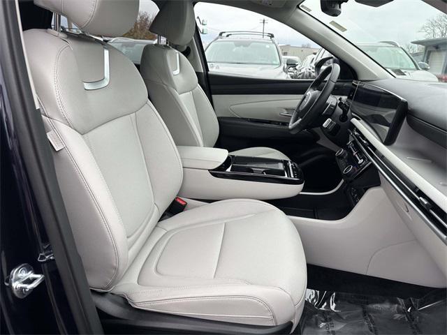 used 2025 Hyundai TUCSON Hybrid car, priced at $35,500