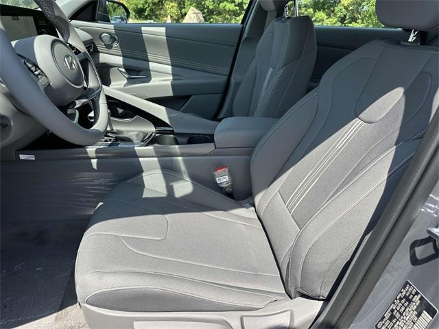 new 2025 Hyundai Elantra car, priced at $27,935