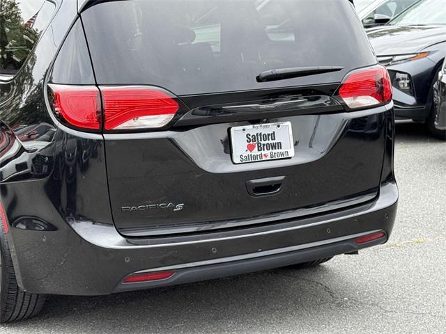 used 2020 Chrysler Pacifica car, priced at $20,499