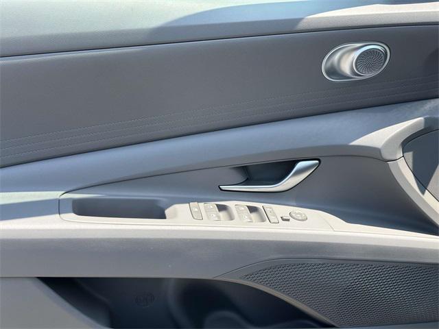new 2025 Hyundai ELANTRA HEV car, priced at $25,780