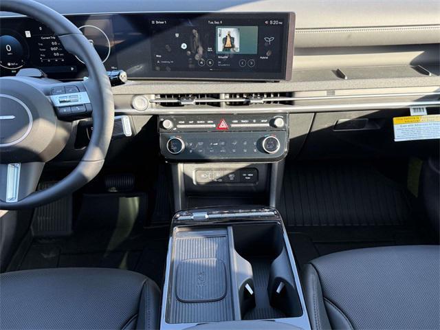 new 2025 Hyundai TUCSON Hybrid car, priced at $41,290
