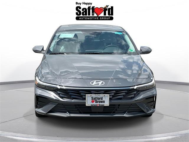 new 2025 Hyundai Elantra car, priced at $29,330