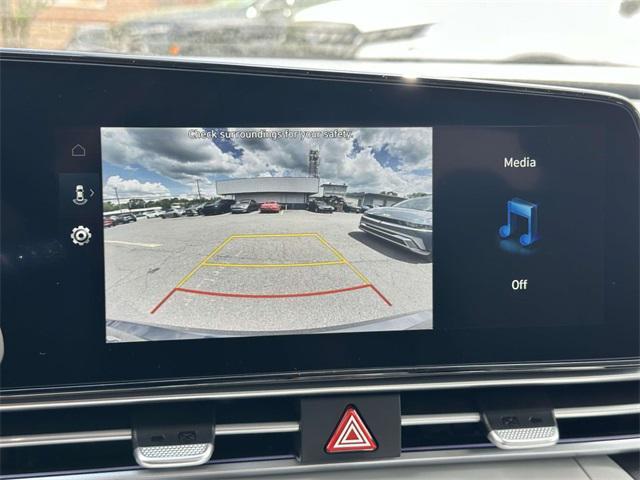 new 2025 Hyundai Elantra car, priced at $30,330