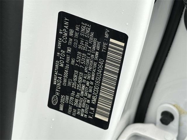 new 2025 Hyundai TUCSON Hybrid car, priced at $37,165