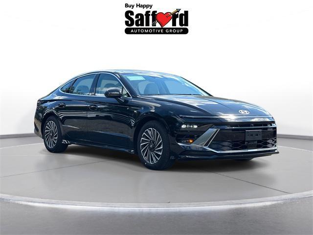 new 2026 Hyundai Sonata Hybrid car, priced at $39,940
