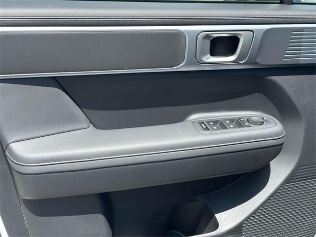 new 2025 Hyundai Santa Fe car, priced at $40,535