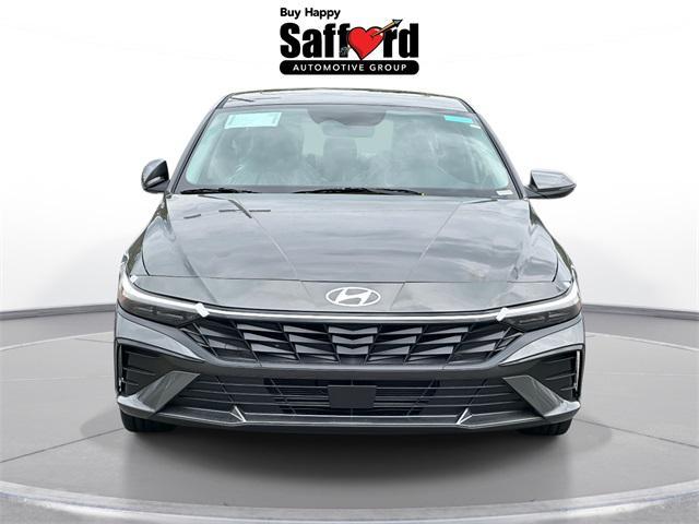 new 2025 Hyundai Elantra car, priced at $27,285