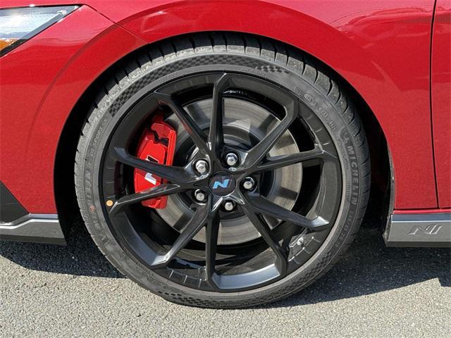 new 2025 Hyundai ELANTRA N car, priced at $37,640