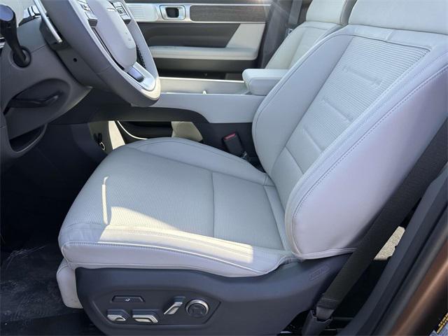 new 2025 Hyundai SANTA FE HEV car, priced at $50,302