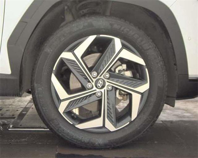 used 2024 Hyundai TUCSON Hybrid car, priced at $32,300