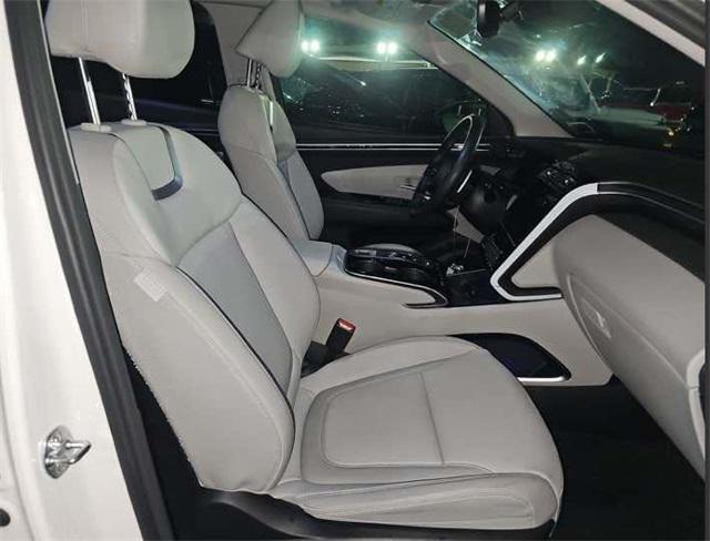 used 2024 Hyundai TUCSON Hybrid car, priced at $32,300