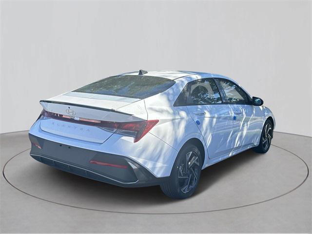 new 2025 Hyundai Elantra car, priced at $24,557