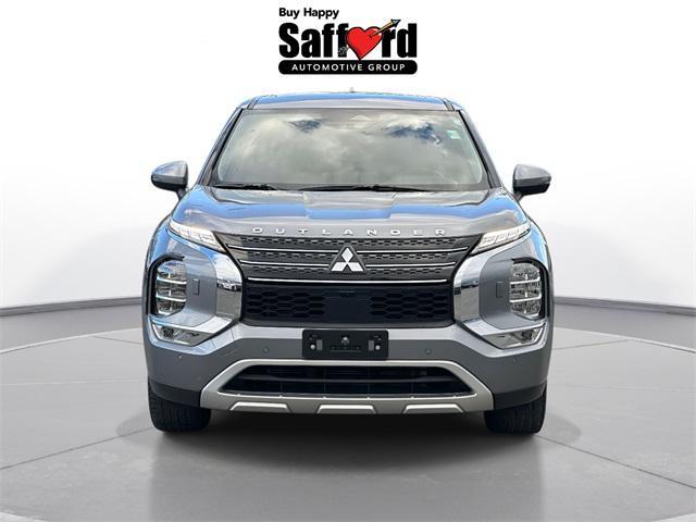 used 2024 Mitsubishi Outlander car, priced at $24,500