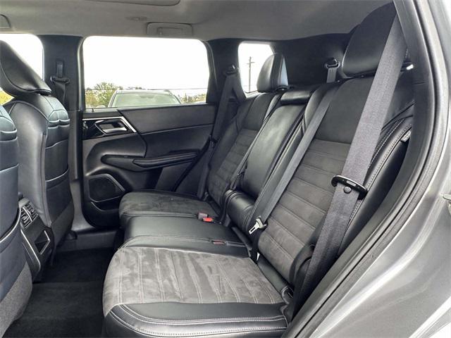 used 2024 Mitsubishi Outlander car, priced at $24,500