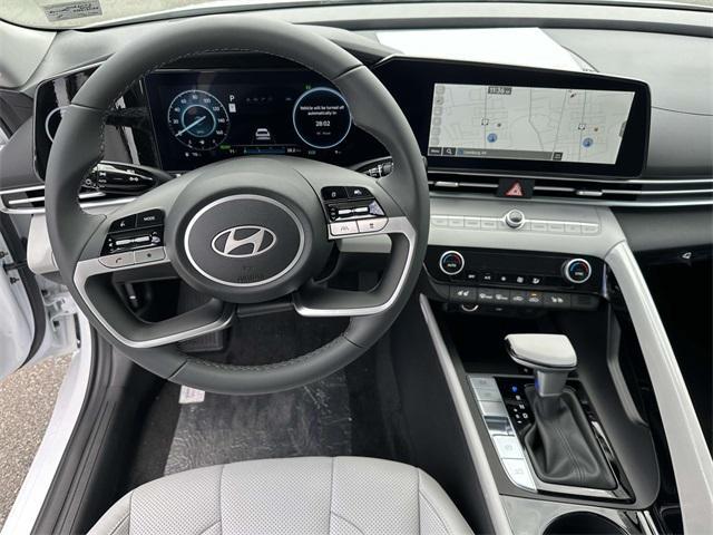new 2025 Hyundai Elantra car, priced at $30,815