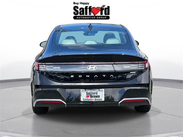 new 2025 Hyundai Sonata Hybrid car, priced at $31,230