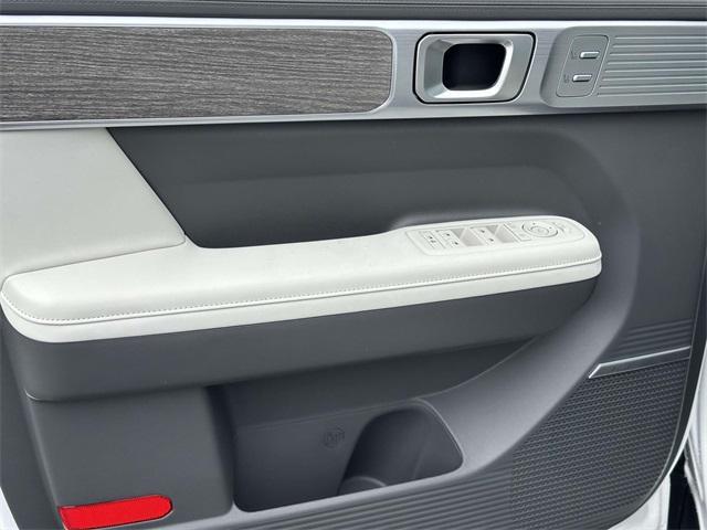 new 2025 Hyundai Santa Fe car, priced at $47,514