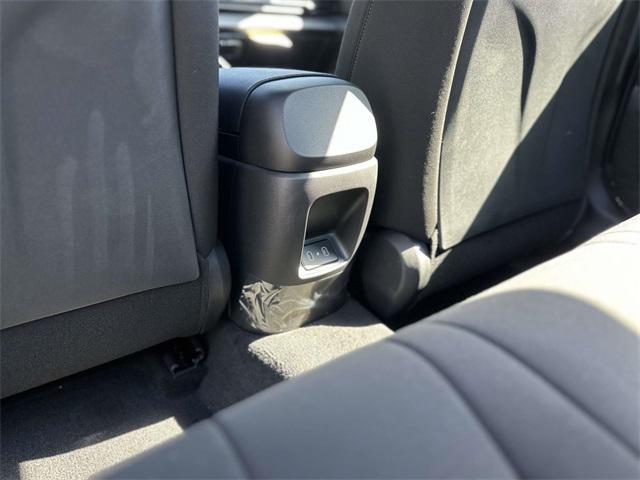 new 2025 Hyundai Elantra car, priced at $24,870