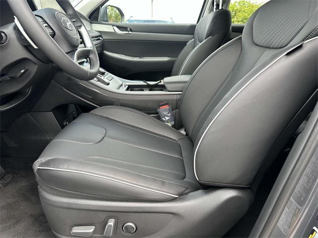 new 2025 Hyundai Palisade car, priced at $43,170