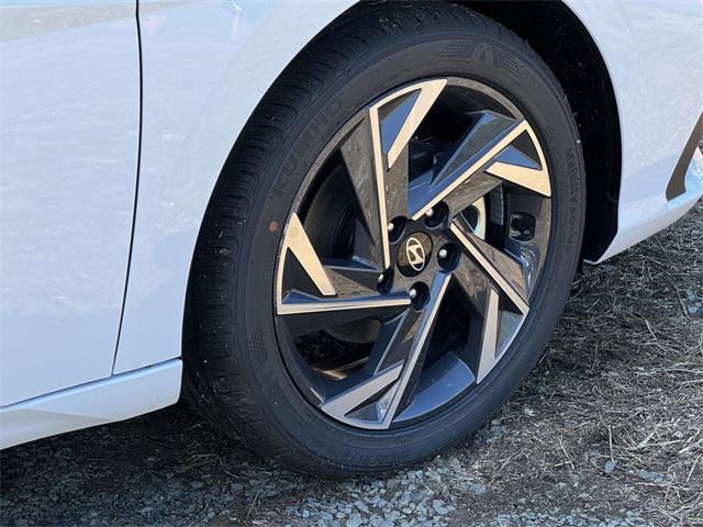 new 2025 Hyundai Elantra car, priced at $24,915