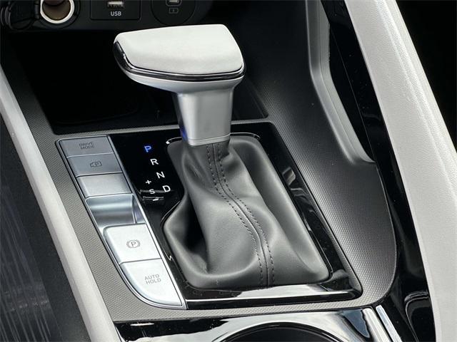 new 2025 Hyundai Elantra car, priced at $30,315