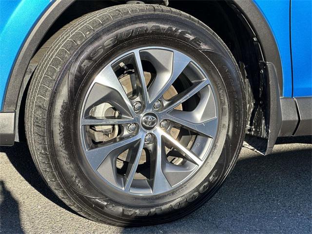 used 2018 Toyota RAV4 Hybrid car, priced at $16,400