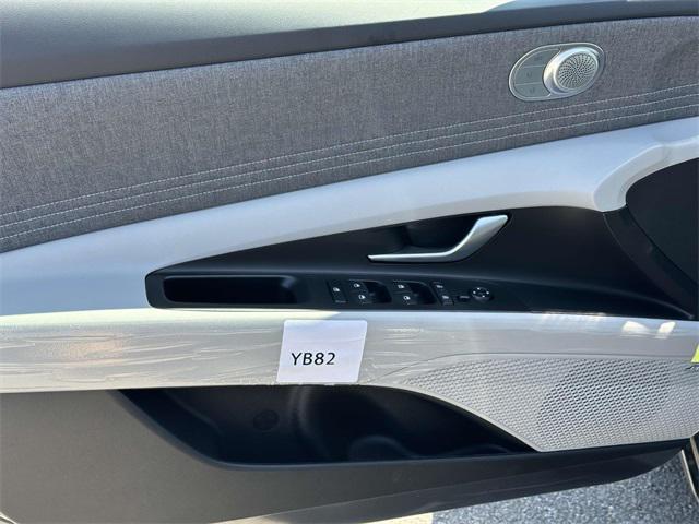 new 2025 Hyundai Elantra car, priced at $30,051