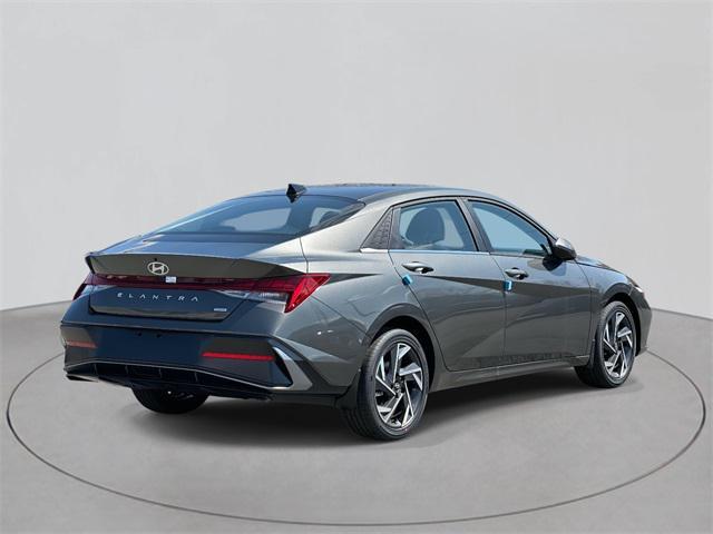 new 2025 Hyundai Elantra car, priced at $30,051