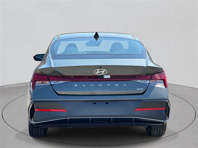 new 2025 Hyundai Elantra car, priced at $30,051