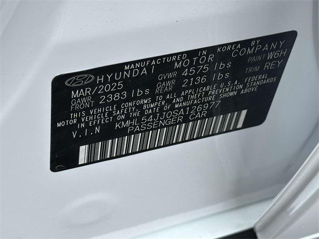 new 2025 Hyundai Sonata Hybrid car, priced at $39,183