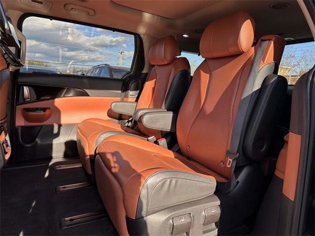 used 2022 Kia Carnival car, priced at $27,600