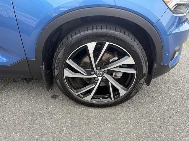 used 2021 Volvo XC40 car, priced at $22,925
