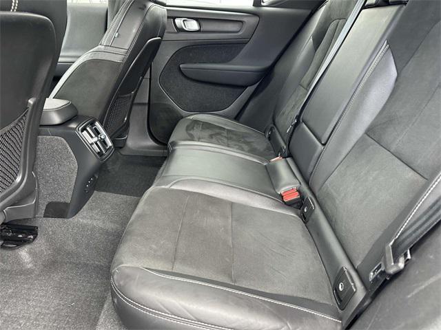 used 2021 Volvo XC40 car, priced at $22,925